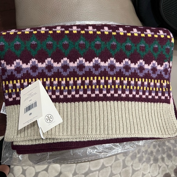 Tory Burch Accessories - Tory Burch Multicolor Knit Scarf